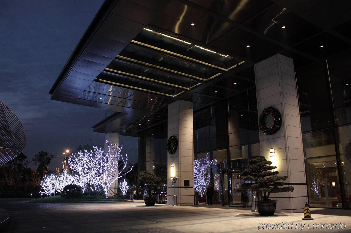 Intercontinental Shanghai Expo By Ihg Экстерьер фото